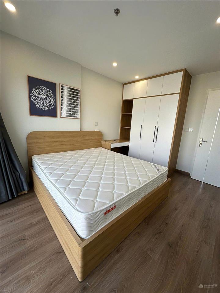 Tôi cần cho thuê căn 2 ngủ đủ đồ tòa i1 imperia giá 11 triệu/tháng miễn phí dịch vụ.  0987 789 ***