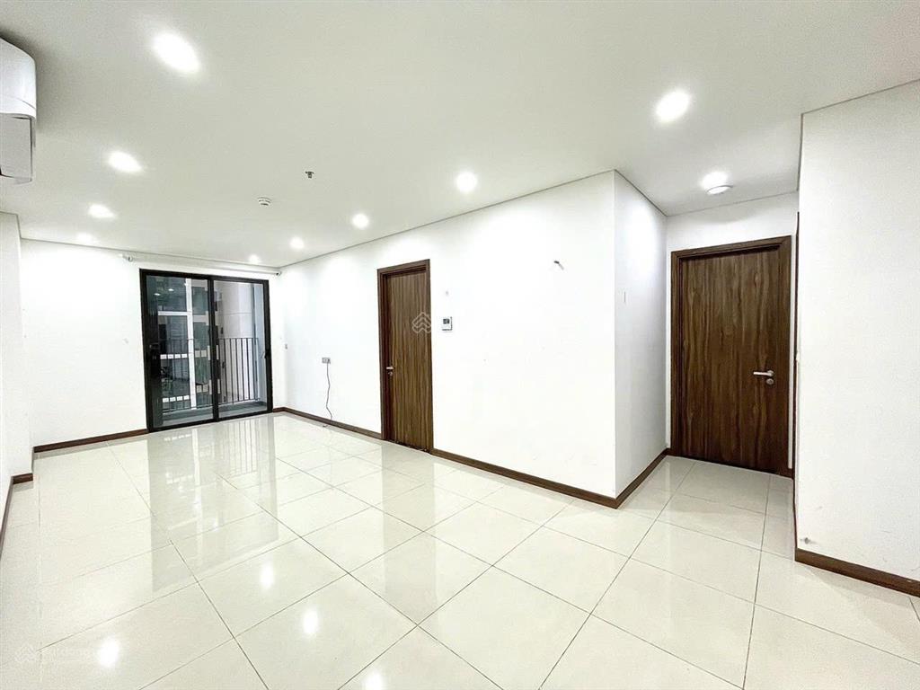 Chủ kẹt tiền, bán gấp căn hộ 2 pn, nội thất đầy đủ 87m2 tại hà đô centrosa q10, chỉ 11 tỷ