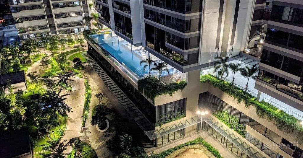 Chủ cần bán căn hộ 1 pn 48m2 đã có sổ hồng tại c/c kingdom 101 334 tô hiến thành, q10, giá 5.7 tỷ