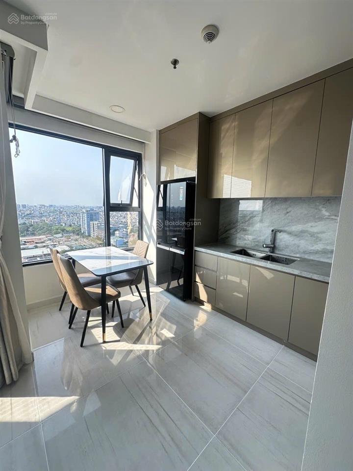 Chủ cần bán căn hộ 1 pn 48m2 đã có sổ hồng tại c/c kingdom 101 334 tô hiến thành, q10, giá 5.7 tỷ