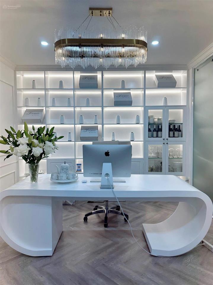 Chính chủ cho thuê căn hộ 2 pn lớn, nội thất cao cấp đẹp 90m2, 27 triệu tại hà đô centrosa q10