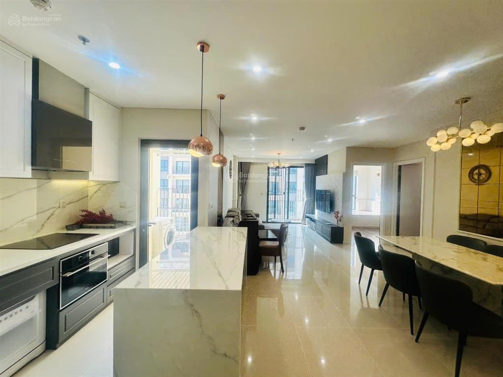 Chính chủ cần bán căn hộ 1pn + 58m ntcb tại hado centrosa garden, 3/2, q10, hcm, sổ hồng