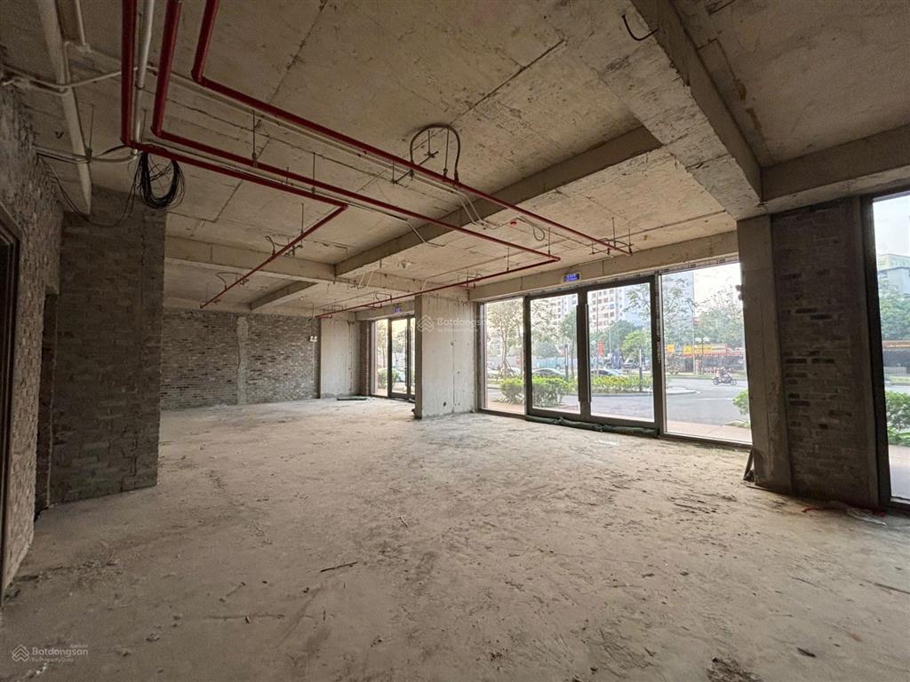 Cho thuê mb kinh doanh  12tr/tháng  tầng 1 + 2  tại khai sơn city