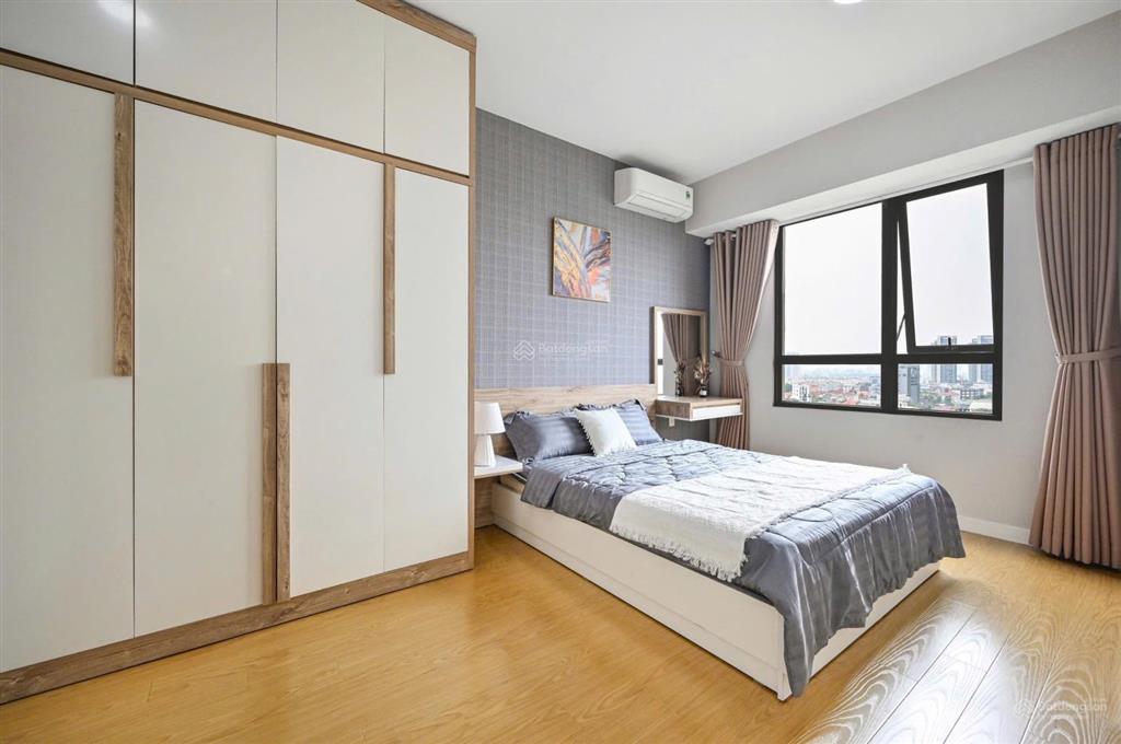 Bán căn góc view sông  giá 7 tỷ 770  diện tích 77m2  sổ hồng đầy đủ nội thất mới hoàn toàn