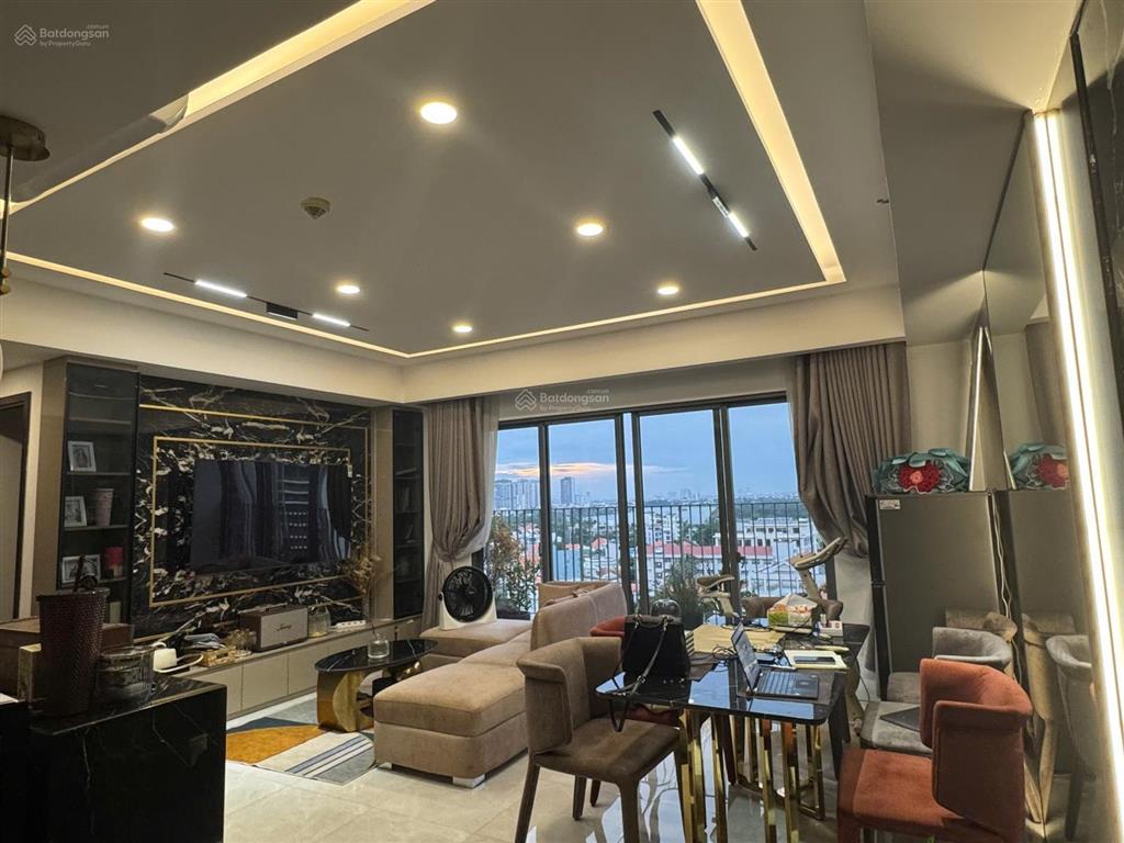 Bán 3 pn t5  99m2  căn góc  ban công bốn cánh  tầng cao  view sông trực diện