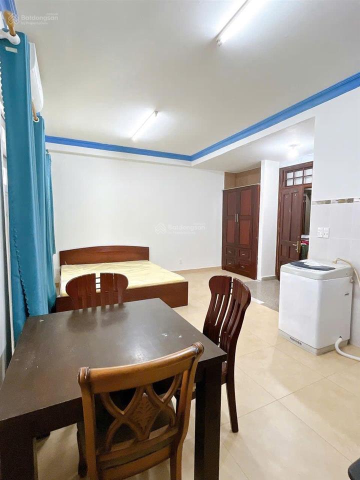 Cho thuê căn hộ dịch vụ khu hưng gia phú mỹ hưng, giá ưu đãi chỉ với 7,2 triệu, 30m2, 1wc