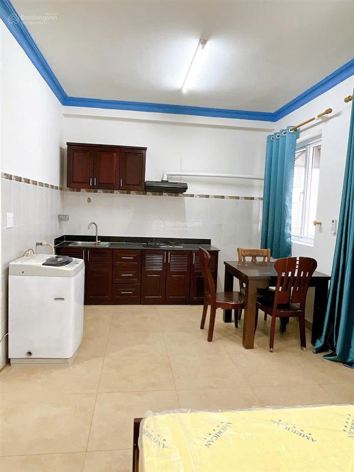 Cho thuê căn hộ dịch vụ khu hưng gia phú mỹ hưng, giá ưu đãi chỉ với 7,2 triệu, 30m2, 1wc