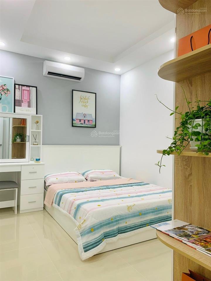 Bán căn hộ nhà đẹp 2pn, 2wc tại sky garden 3, phú mỹ hưng  giá cực chất 4,9 tỷ, 70,12m2