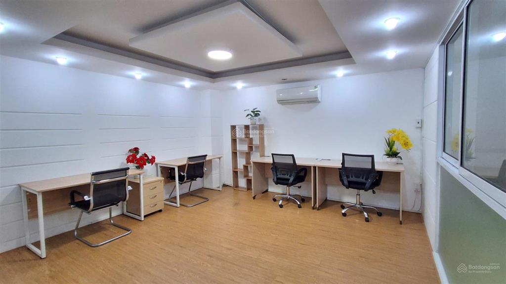 Cho thuê văn phòng tại khu nhà phố hưng gia, phú mỹ hưng  9,5 triệu, 20m2