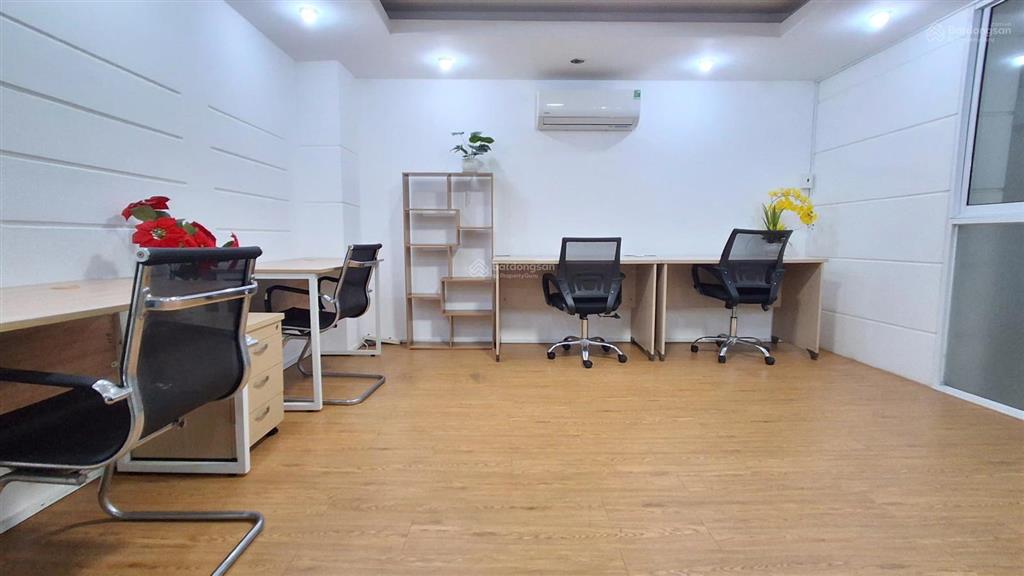 Cho thuê văn phòng tại khu nhà phố hưng gia, phú mỹ hưng  9,5 triệu, 20m2