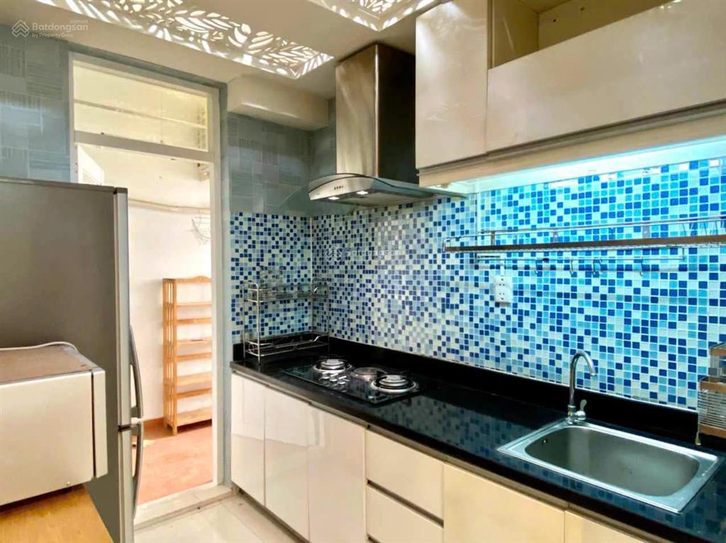 Share 1 phòng cho 1 bạn nữ tại chung cư sky garden 3, giá 5tr