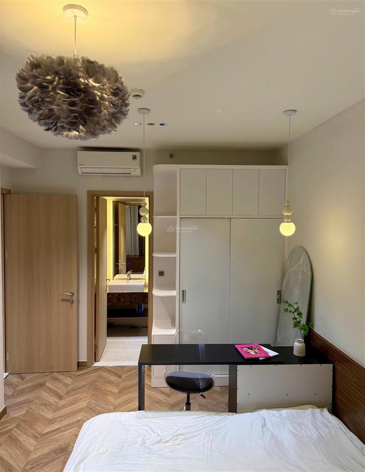 Cho thuê căn hộ chung cư midtown phú mỹ hưng, 35 triệu vnd, 80m2, 2pn + 2wc, giá ưu đãi