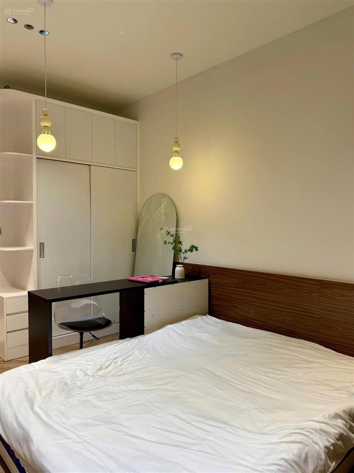Cho thuê căn hộ chung cư midtown phú mỹ hưng, 35 triệu vnd, 80m2, 2pn + 2wc, giá ưu đãi