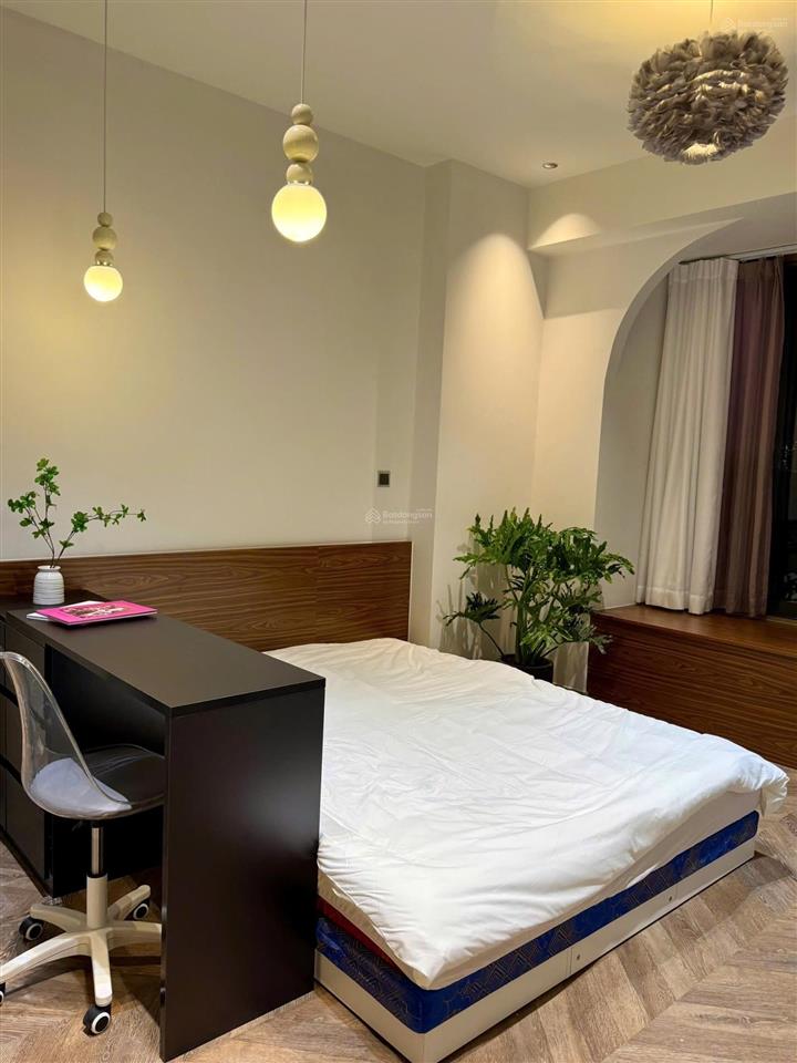 Cho thuê căn hộ chung cư midtown phú mỹ hưng, 35 triệu vnd, 80m2, 2pn + 2wc, giá ưu đãi