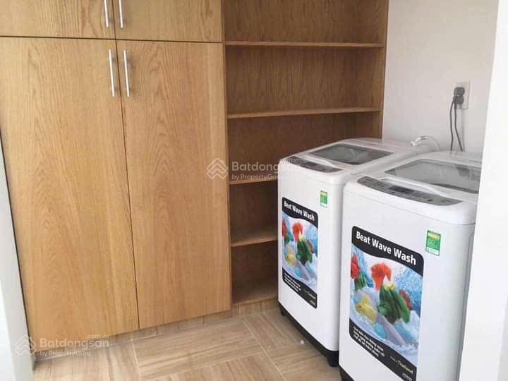 Cho thuê căn hộ studio 50m² ban công rộng thoáng full nội thất ngay trục phan đăng lưu