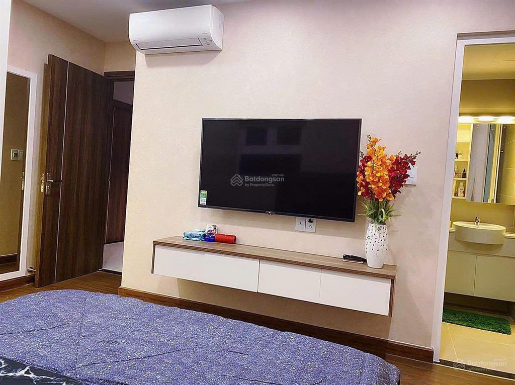 Chủ cần bán gấp căn hộ 3pn2wc full nội thất đẹp. giá 6,3 tỷ   0909 679 ***