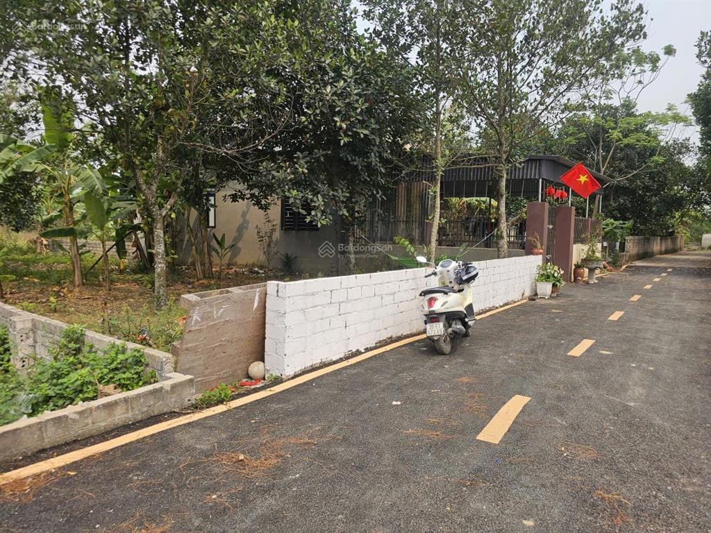 Đất sơn tây giá 2 tỷ  cần bán lỗ thu hồi vốn 100m full thổ  ô tô tránh