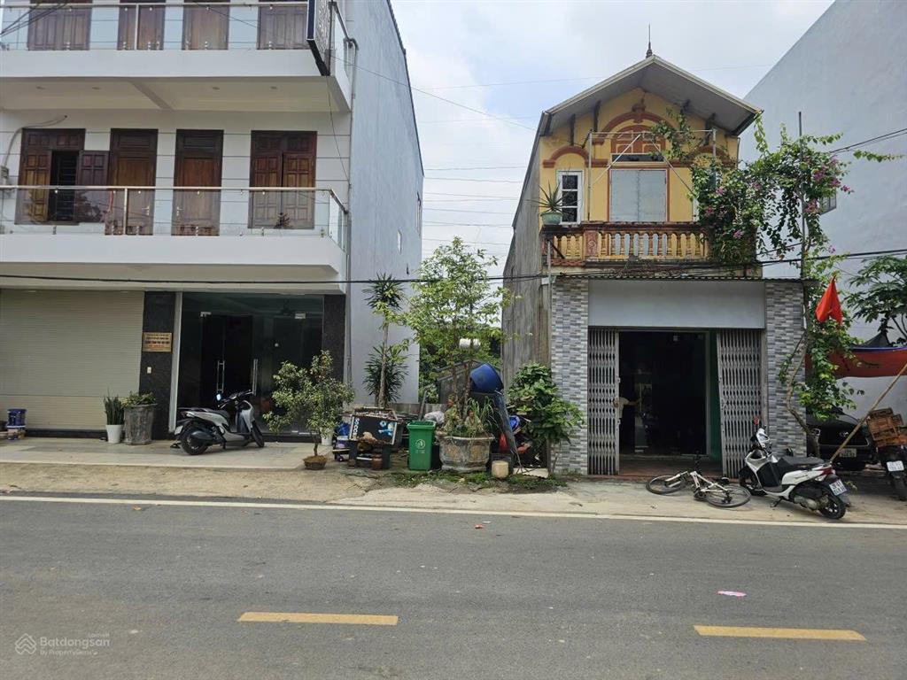 Bán cắt lỗ để về miền tây giá chỉ còn 3 tỷ  100m full thổ  ô tô tránh