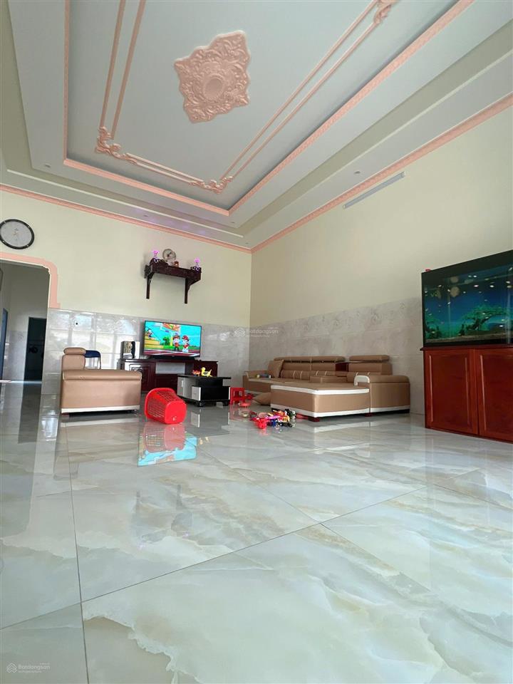 Chỉ 5,5 tỷ sở hữu ngay 504 m2 (18x28m) full thổ cư căn nhà đẹp & full nội thất