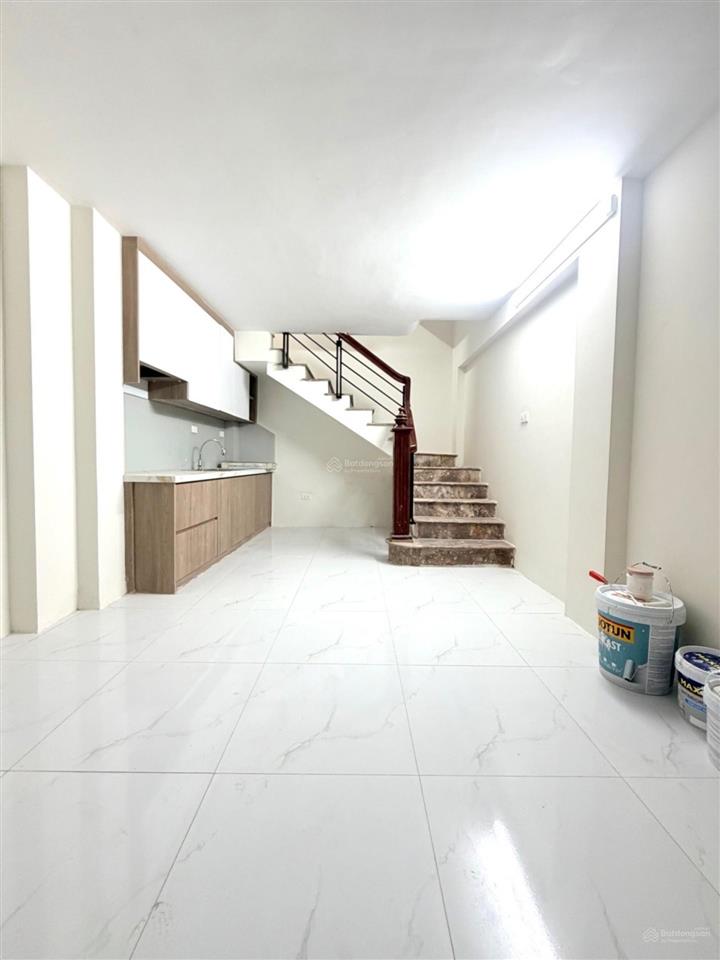 Nhà đẹp khuất duy tiến 6 tầng giá chỉ 7,55 tỷ cách ô tô đổ 5m