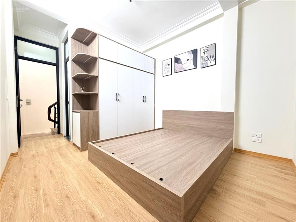 Nhà đẹp khuất duy tiến 6 tầng giá chỉ 7,55 tỷ cách ô tô đổ 5m