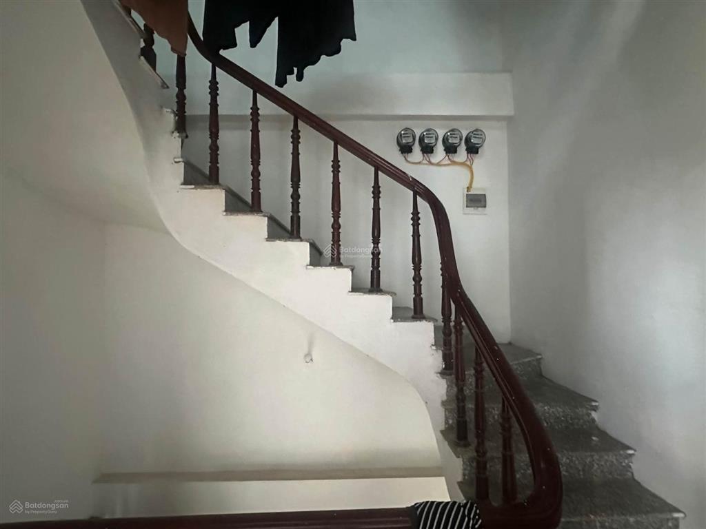 Nhà hoài đức 40m 3 tầng 5 phòng cho thuê dòng tiền 10 triệu/tháng giá chỉ 4,55 tỷ