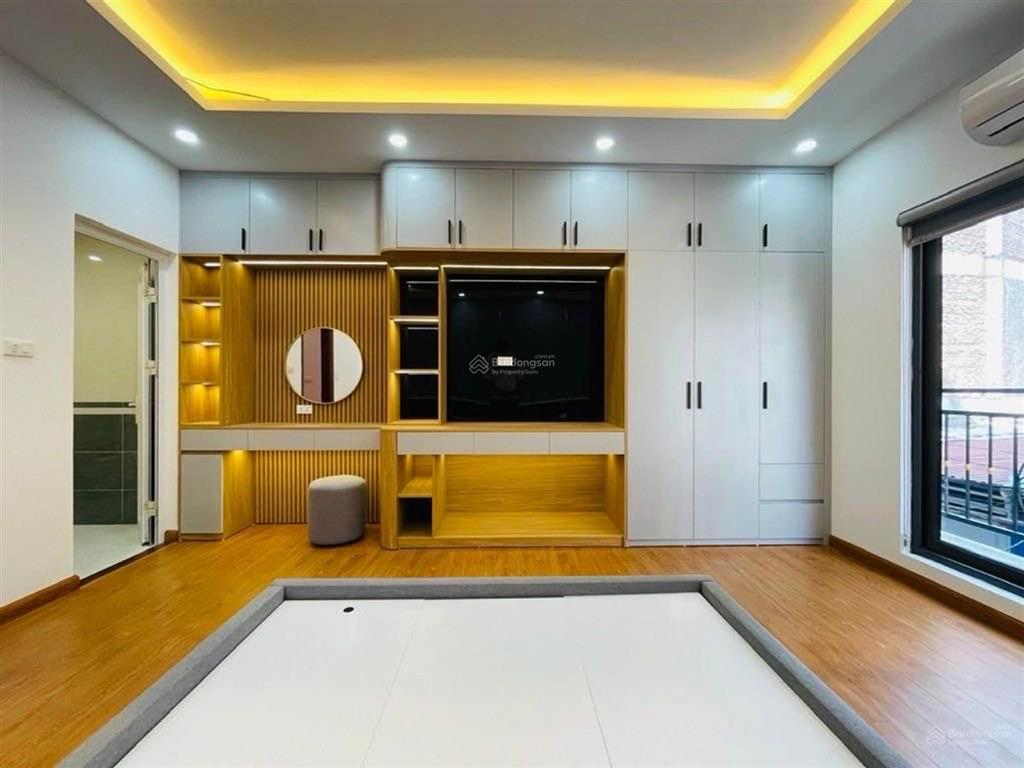 Nhà đẹp tây tựu lô góc 31m 5 tầng giá chỉ 7 tỷ ở ngay