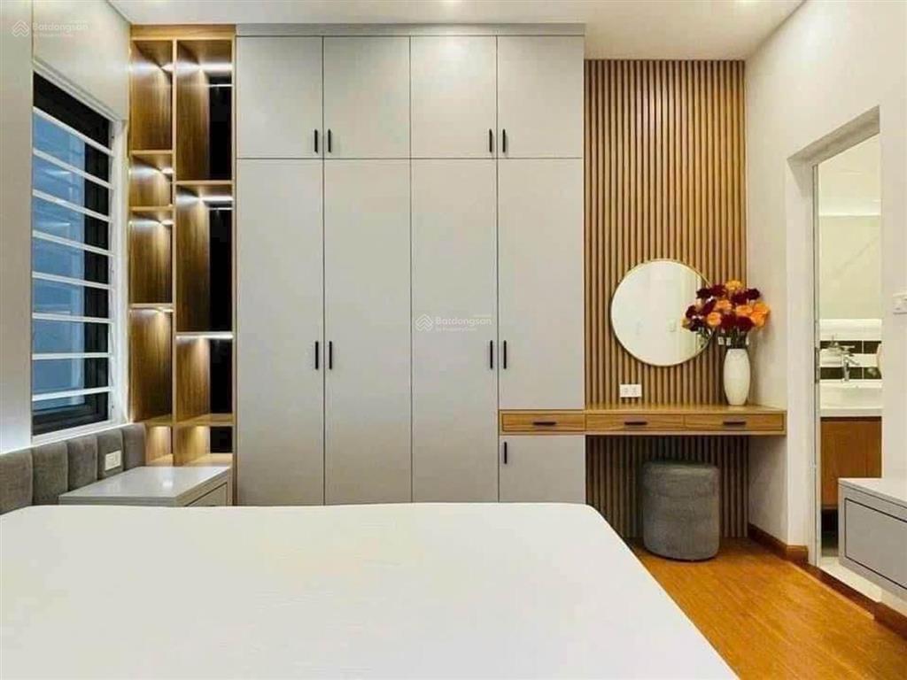 Nhà đẹp tây tựu lô góc 31m 5 tầng giá chỉ 7 tỷ ở ngay