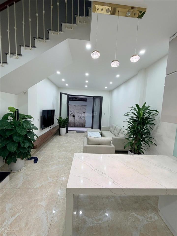 Siêu phẩm nhà đẹp lê đức thọ 40m 5 tầng giá chỉ 9,9 tỷ