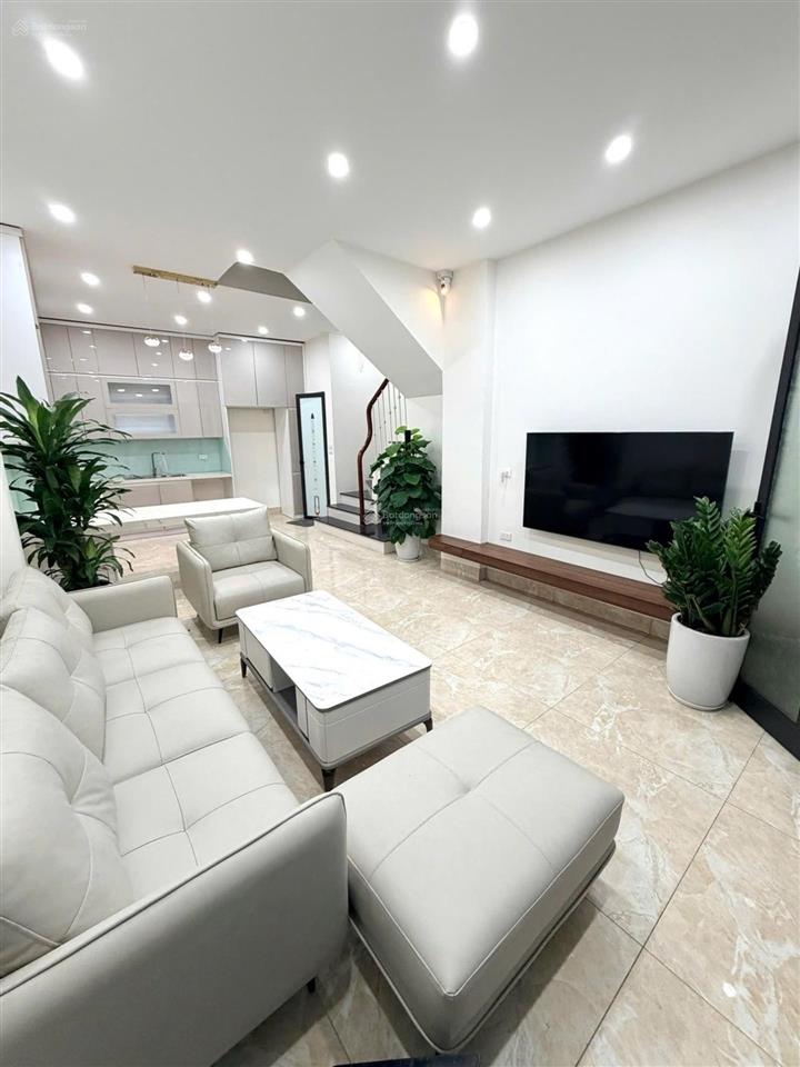Siêu phẩm nhà đẹp lê đức thọ 40m 5 tầng giá chỉ 9,9 tỷ