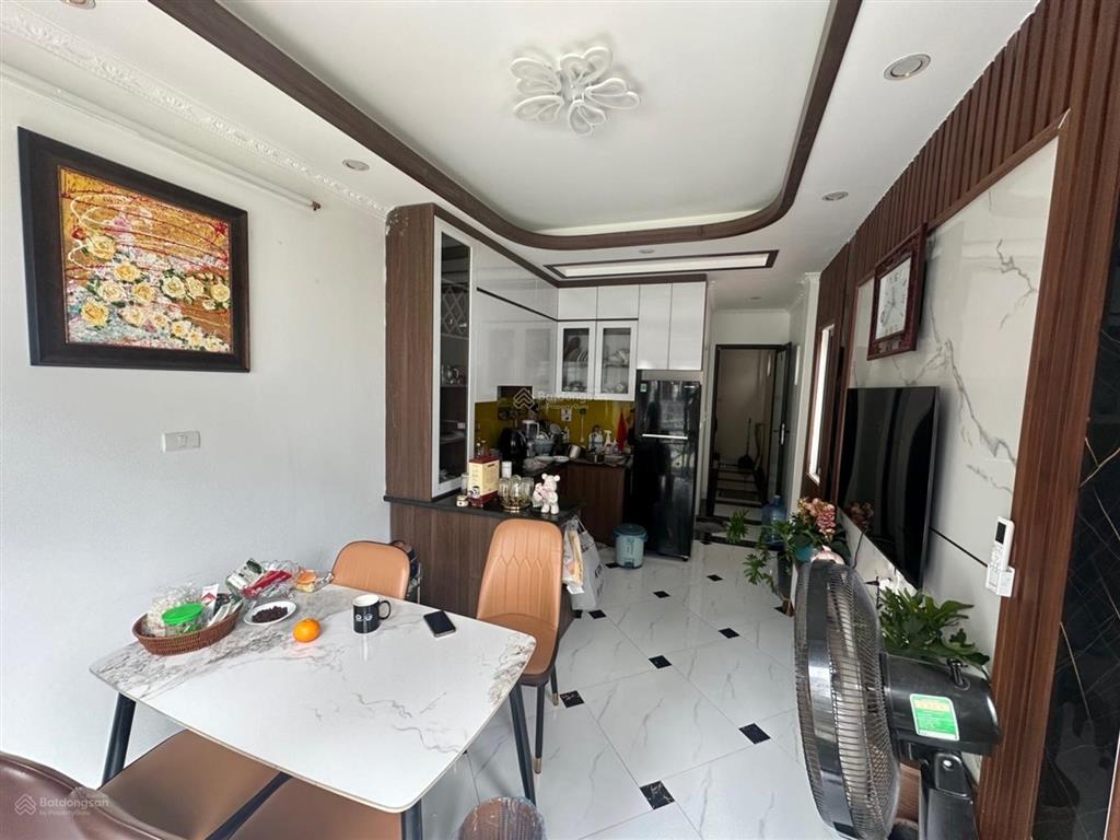 Nhà mới phú diễn 39m 6 tầng thang máy lô góc ô tô đỗ cửa giá chỉ 8,86 tỷ