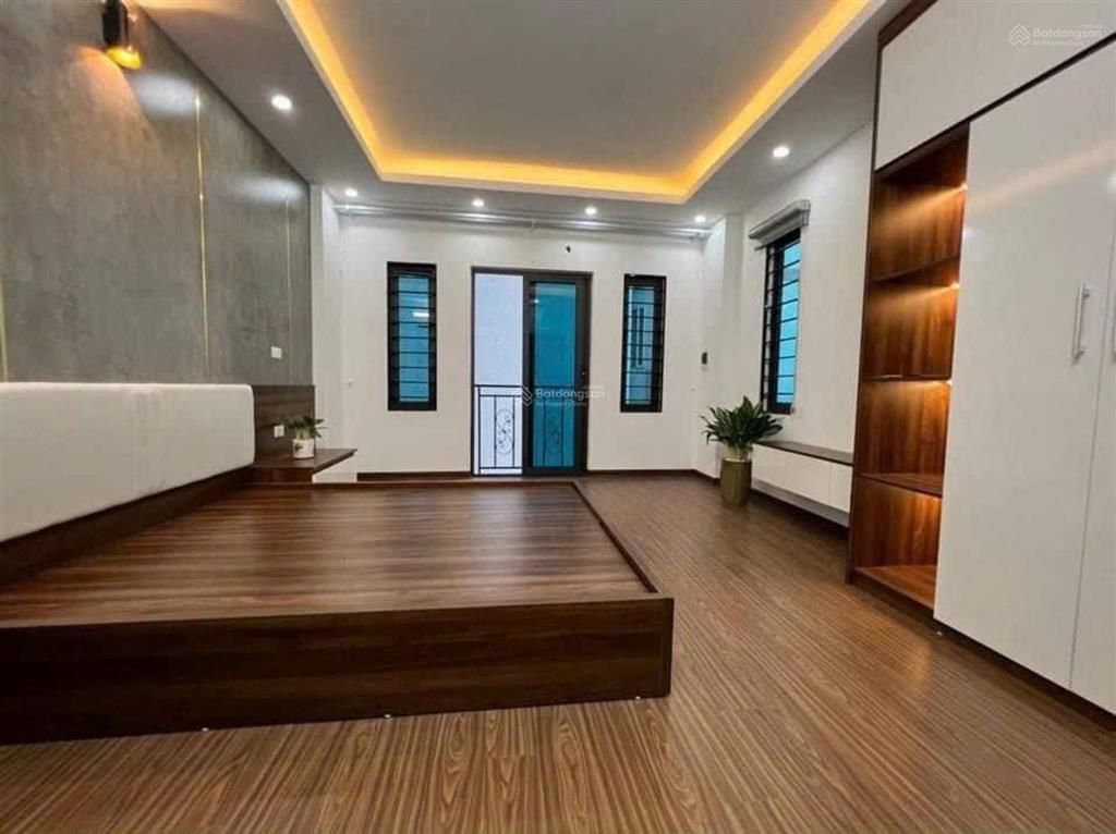 Nhà hồ tùng mậu cầu giấy | 40m2 | 5 tầng | giá chỉ 8,8 tỷ  trung tâm cầu giấy