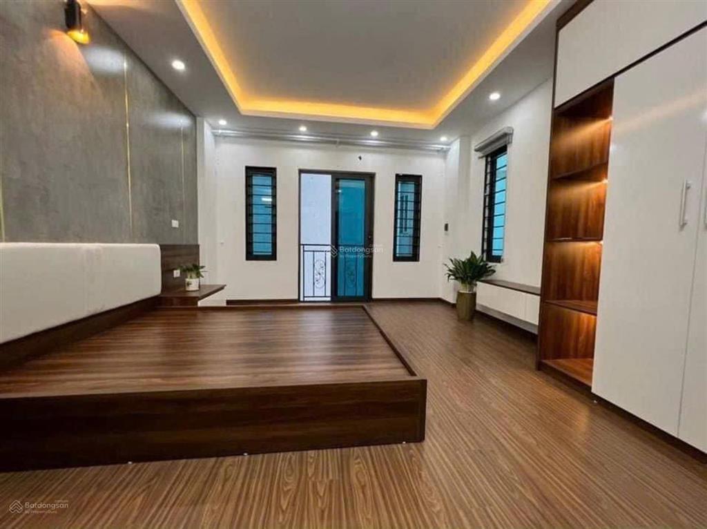 Nhà hồ tùng mậu cầu giấy | 40m2 | 5 tầng | giá chỉ 8,8 tỷ  trung tâm cầu giấy