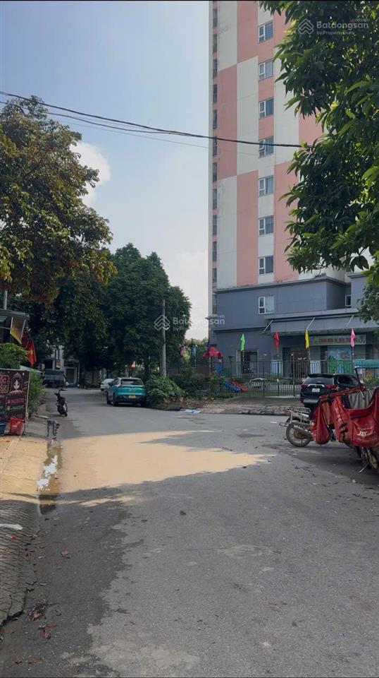 Giá 34 triệu/m góc 2 mặt tiền đồng trạng full thổ  ô tô tránh