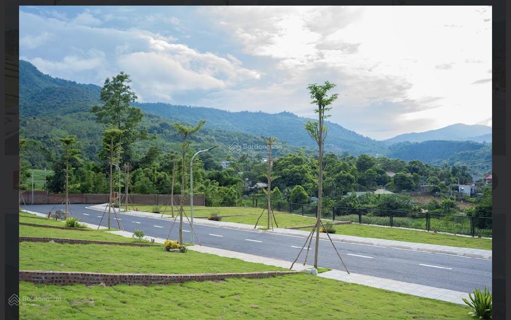 Bán đất phú mãn, quốc oai, giá rẻ hơn thị trường. cần ra hàng sớm, cần tiền giải quyết vấn đề