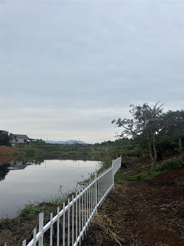Bán lô đất view hồ  giáp hồ đẹp tại ven đà lạt