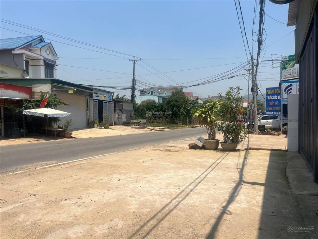 Đất mặt đường nhựa chính, địa phận đà lạt 2km