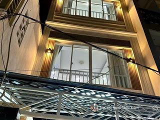 Bán nhà 4 tầng phan văn trị p11, bình thạnh
 5 phòng ngủ dt 36m2 giá chỉ 6.8 tỷ còn tl