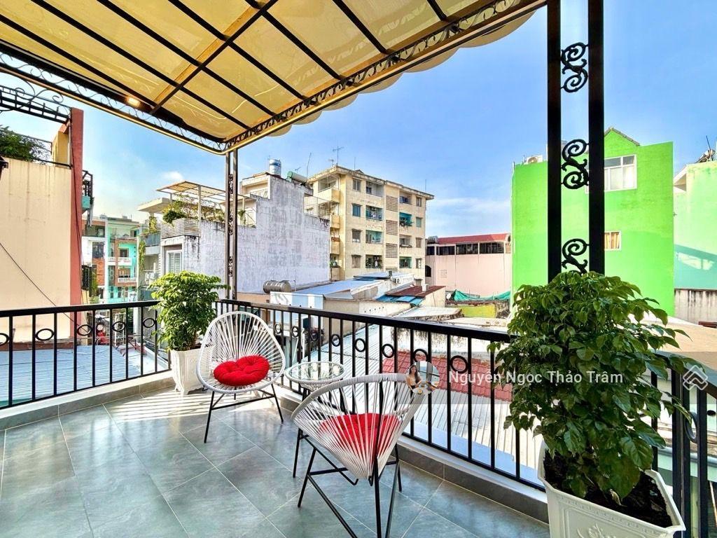 Siêu phẩm khu ẩm thực phan xích long  dt 36m2 (4.1x8m) nở hậu 4.8m  4 tầng btct  giá 7.x tỷ