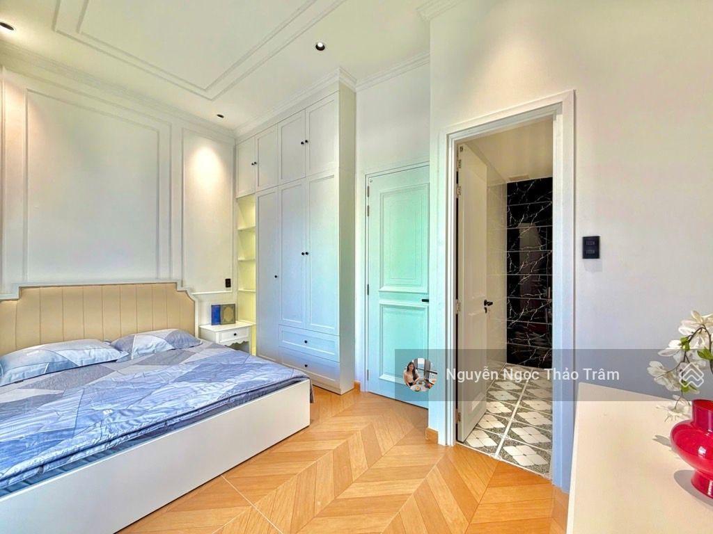 Siêu phẩm khu ẩm thực phan xích long  dt 36m2 (4.1x8m) nở hậu 4.8m  4 tầng btct  giá 7.x tỷ