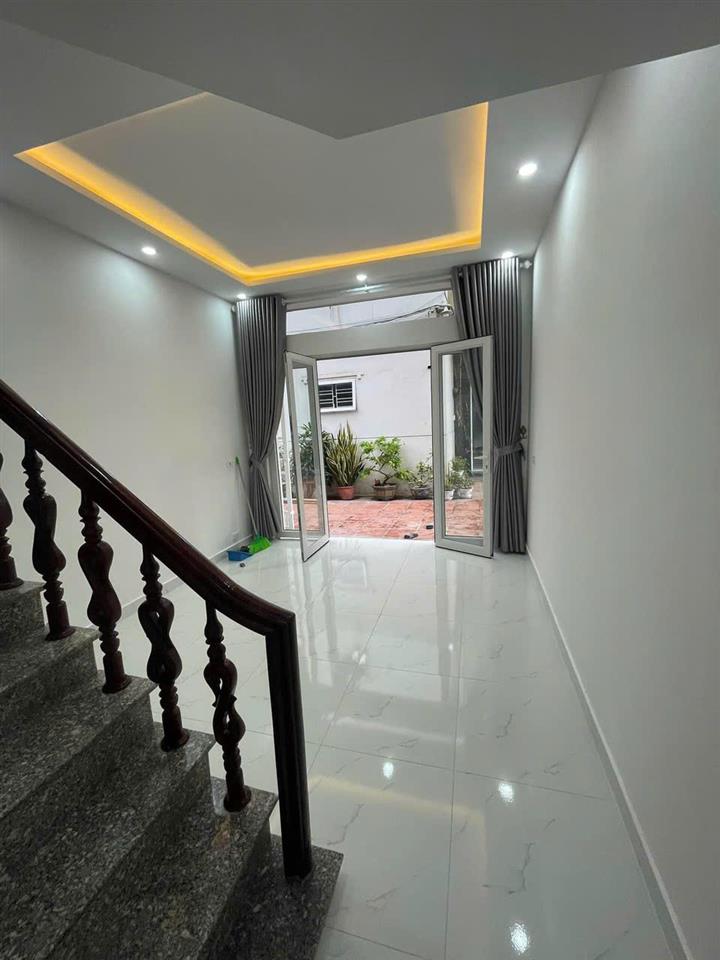 BÁN NHÀ 3,5 TẦNG PHỤNG PHÁP – VĂN CAO – Ô TÔ ĐỖ CỬA – GIÁ 2,89 TỶ