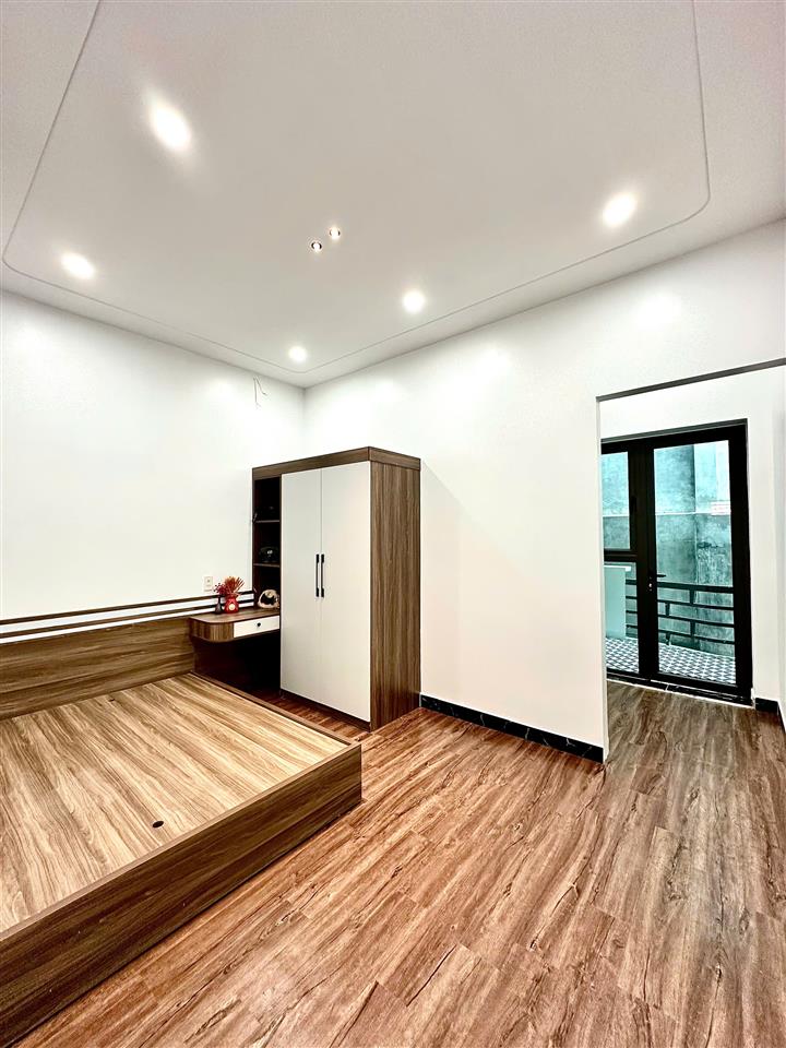 BÁN NHÀ HÀNG KÊNH – TRUNG TÂM LÊ CHÂN – NHÀ MỚI ĐẸP – GIÁ 2,55 TỶ