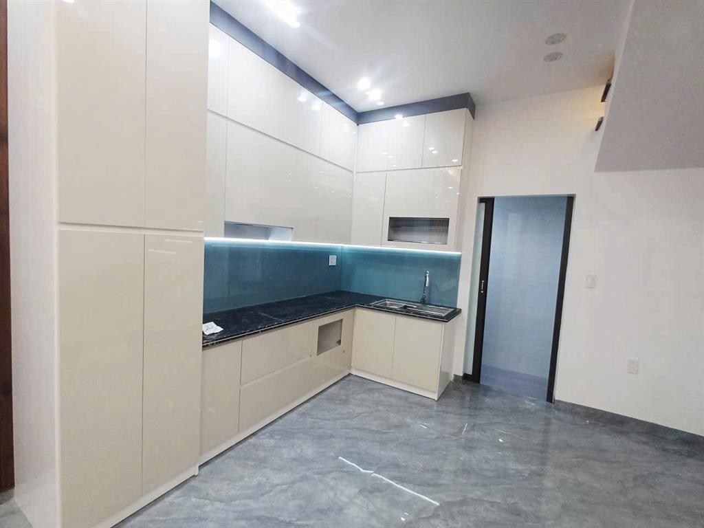 BÁN NHÀ ĐẸP 4 TẦNG – XÂY ĐỘC LẬP – MỚI TINH GẦN TRƯỜNG THÁI PHIÊN PHÔ ĐÀ NẴNG