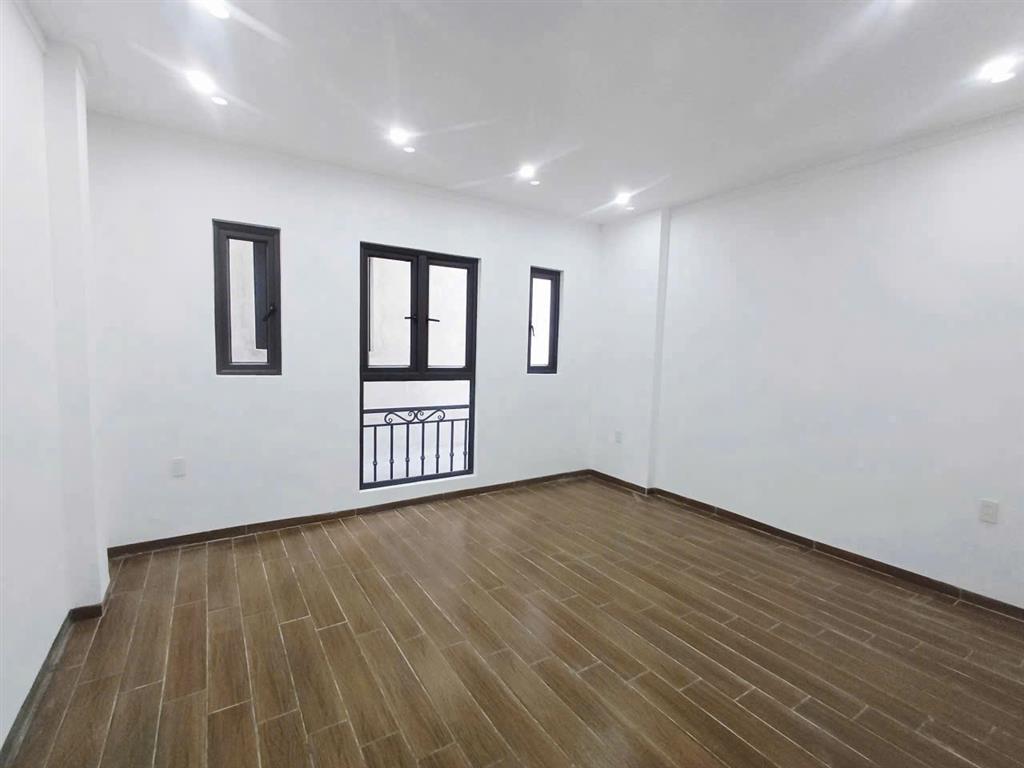 BÁN NHÀ ĐẸP 4 TẦNG – XÂY ĐỘC LẬP – MỚI TINH GẦN TRƯỜNG THÁI PHIÊN PHÔ ĐÀ NẴNG