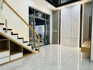 Nhà 4 tầng lã xuân oai  170m2 sàn  10m ra mặt tiền  xe hơi quay đầu