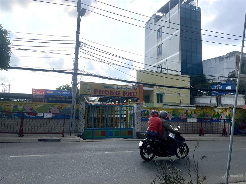 Siêu phẩm ngang 6.6m cực hiếm  3 tầng btct  sát chợ tăng nhơn phú b giá 7,5đ