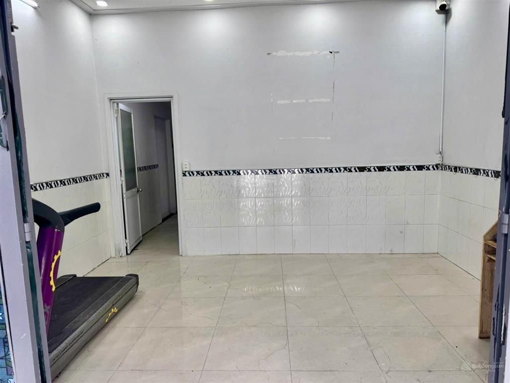 Chủ cần bán gấp nhà mt đường số sát lê văn việt 80m2 ngang 5,5m giá chỉ 6,8đ tlcc
