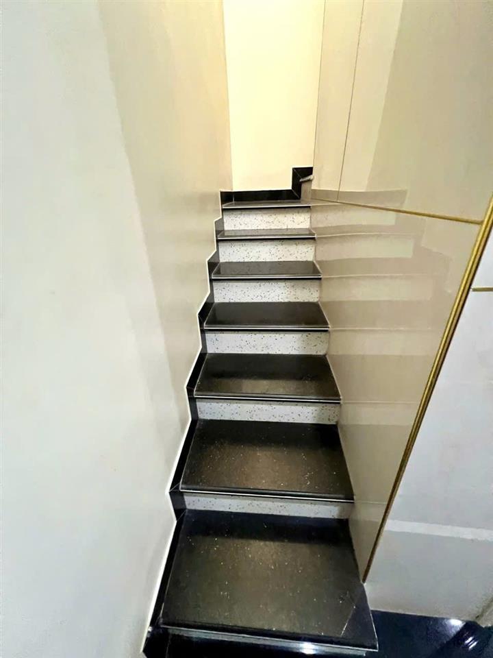 Cần Bán Nhà Mặt Đường Trung Lực Hải Phòng – 4 Tầng, Có Thang Máy, Vị Trí Đẹp