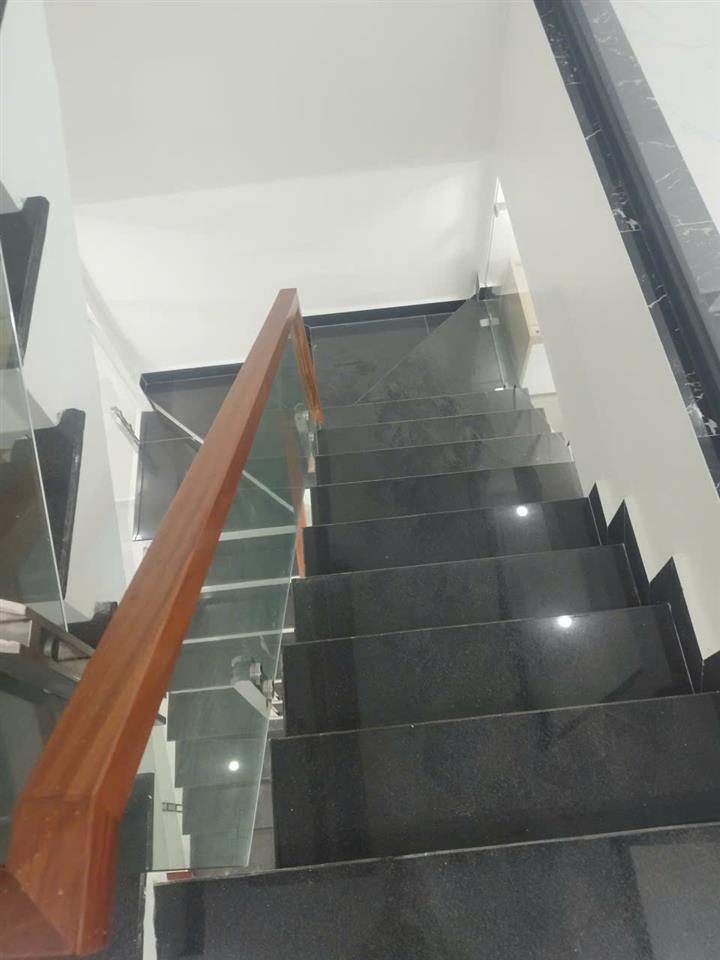 BÁN NHÀ 4 TẦNG NAM HẢI, HẢI AN, HẢI PHÒNG  Ô TÔ VÀO TẬN NƠI, GIÁ TỐT