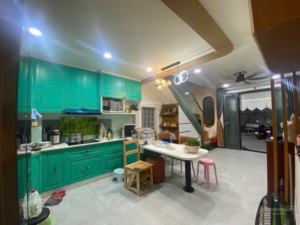 Bán nhà hxh ,lũy bán bích ,p tân thành,tân phú,dt 4*15m,chỉ 8. x tỷ